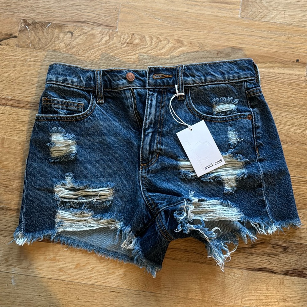 Sneak Peek High Rise Jean Shorts Frayed Size Small